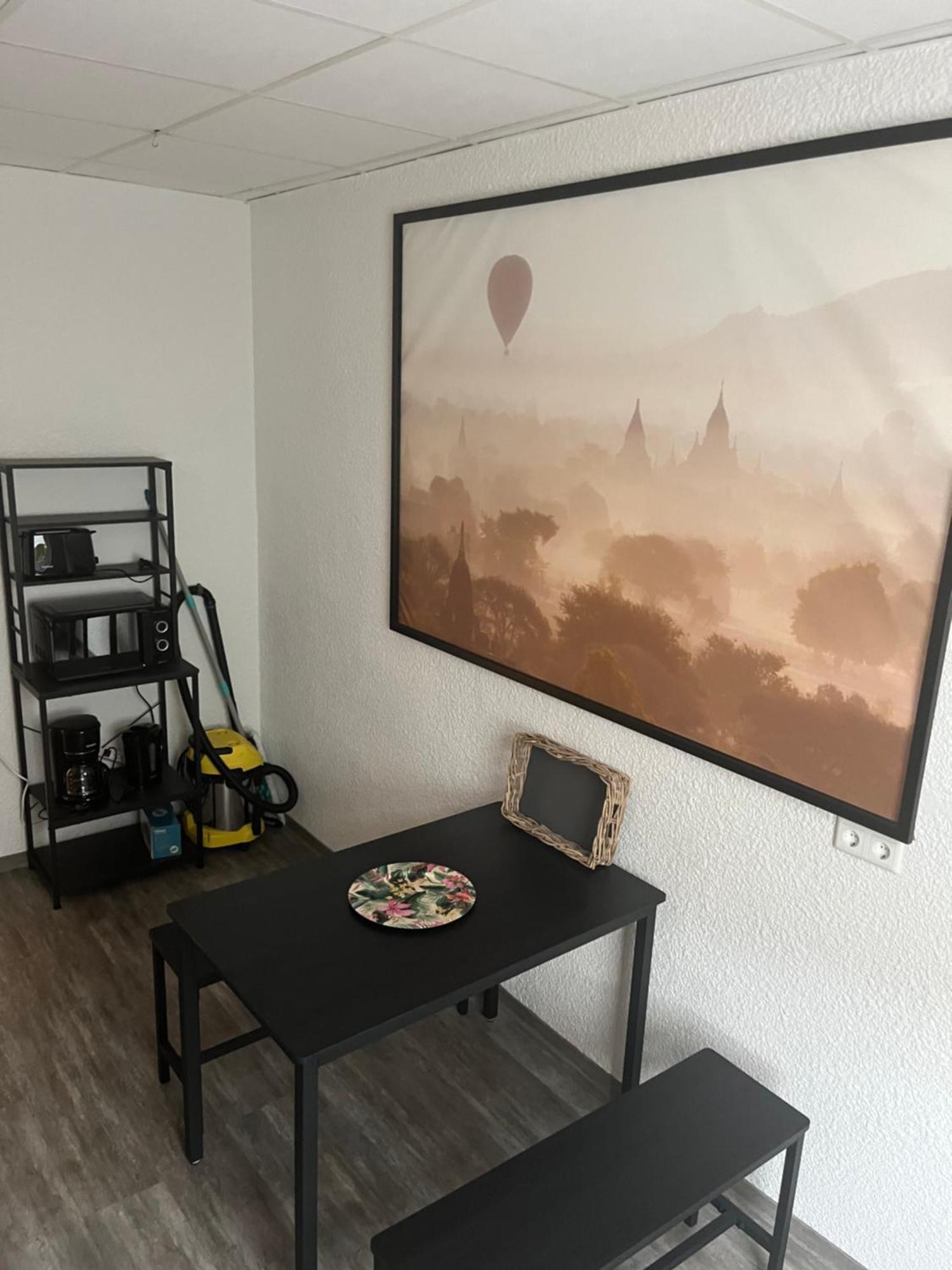 ארפורט Mh Apartments מראה חיצוני תמונה