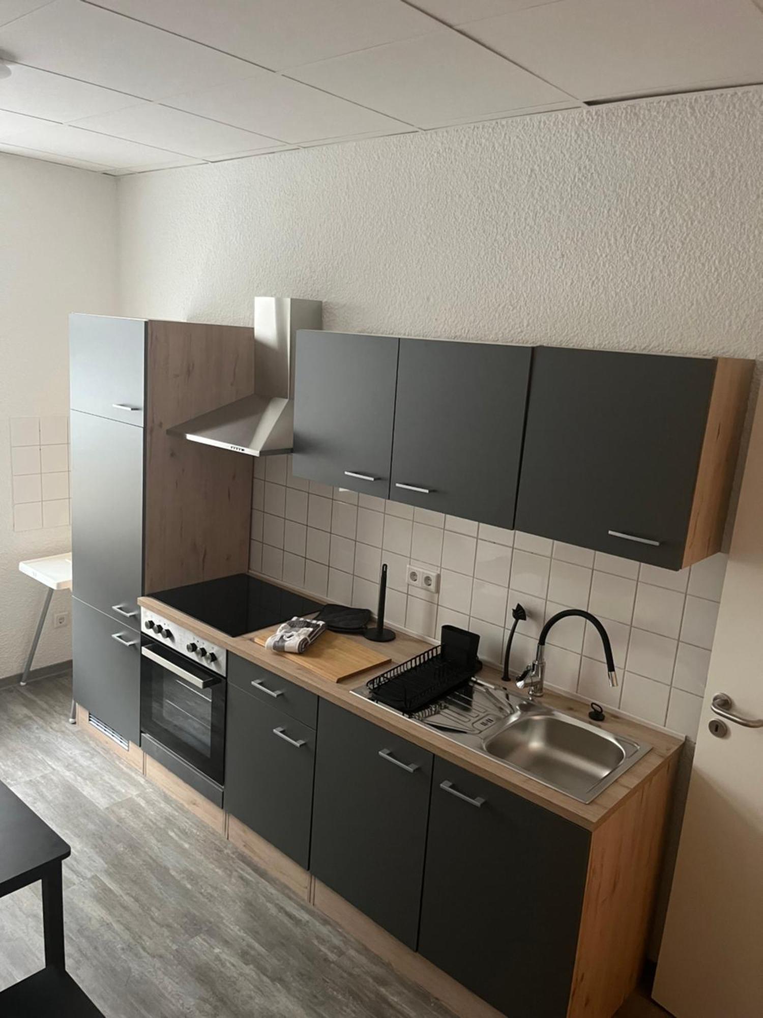 ארפורט Mh Apartments מראה חיצוני תמונה